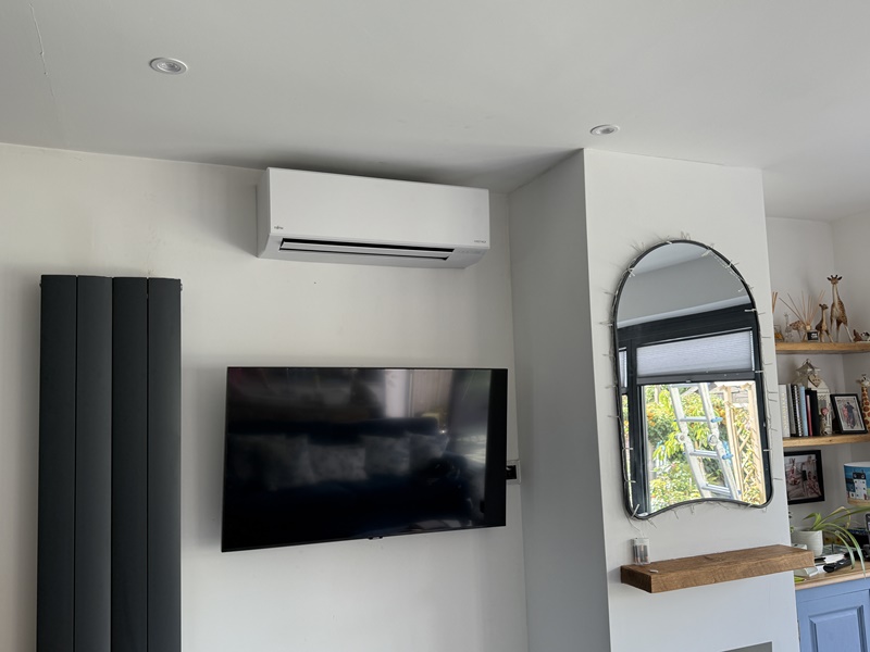 Air Conditioning unit installed by KMS